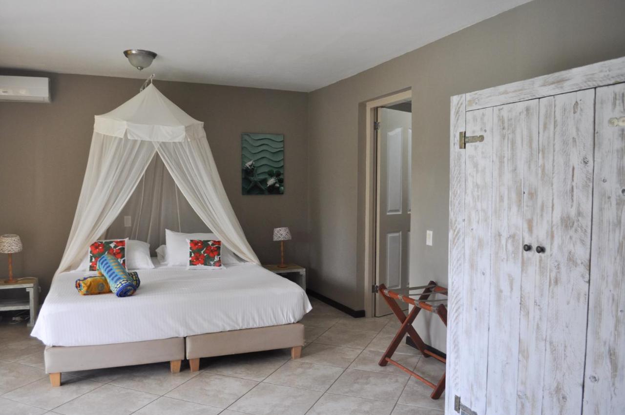 Hibiscus Beach House Jan Thiel Ngoại thất bức ảnh