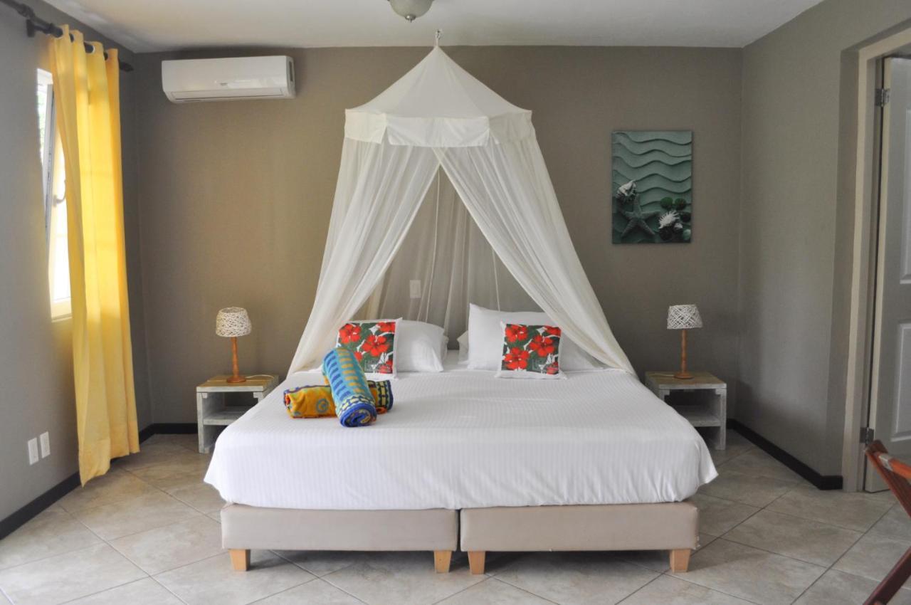 Hibiscus Beach House Jan Thiel Ngoại thất bức ảnh