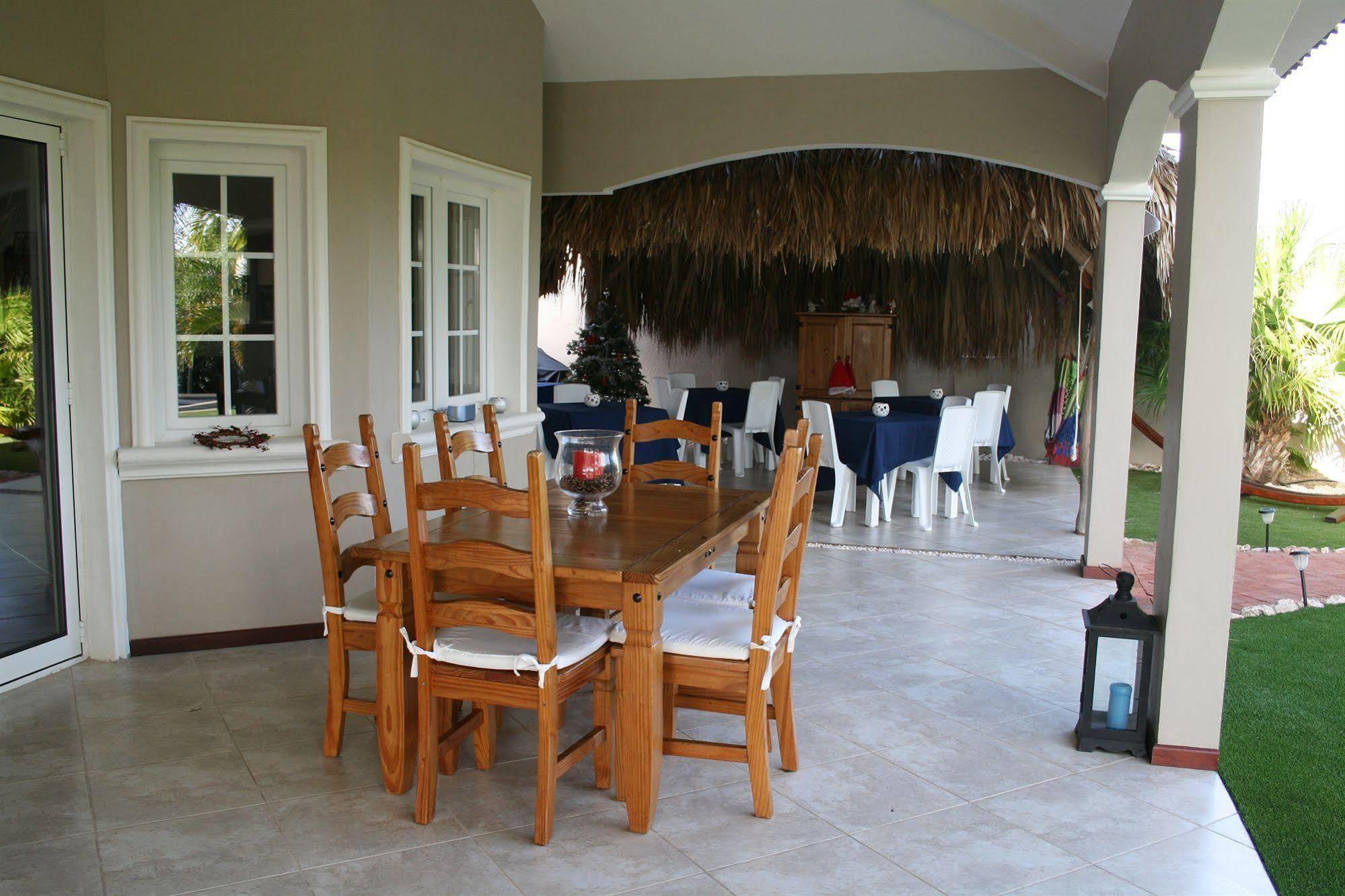 Hibiscus Beach House Jan Thiel Ngoại thất bức ảnh