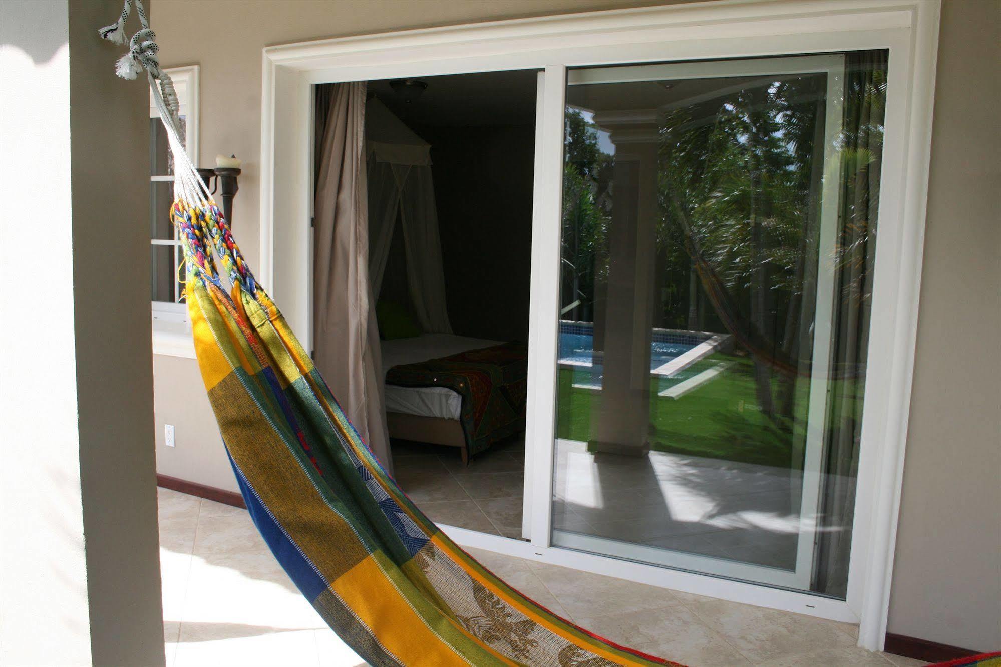 Hibiscus Beach House Jan Thiel Ngoại thất bức ảnh